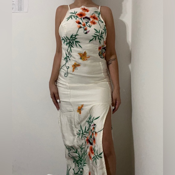 Urban outfitters floral butterfly embroidered slit dress medium - Picture 1 of 6